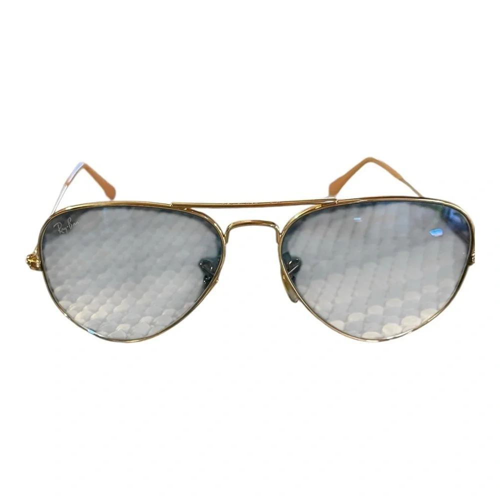 Ray-Ban Luxotica  Gradient Light Blue Aviator Sunglasses, with Case.